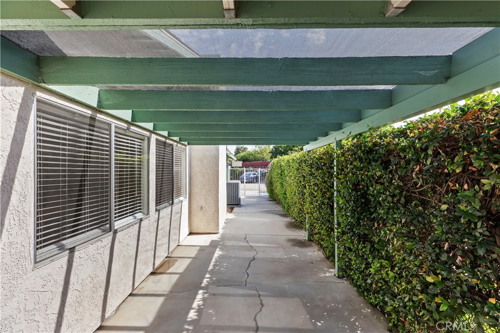 MLS #IV25222469 image #22