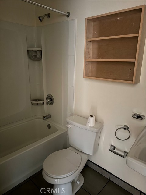 Detail Gallery Image 10 of 11 For 1145 W 119th Pl, Los Angeles,  CA 90044 - 1 Beds | 1 Baths