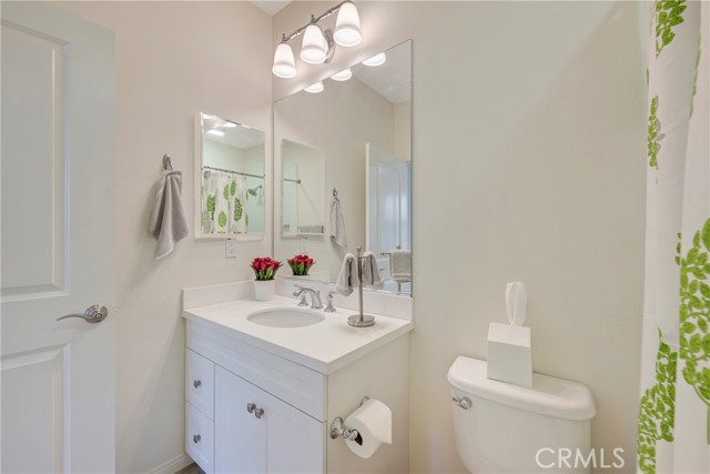 Detail Gallery Image 34 of 45 For 130 Overbrook, Irvine,  CA 92620 - 2 Beds | 2 Baths