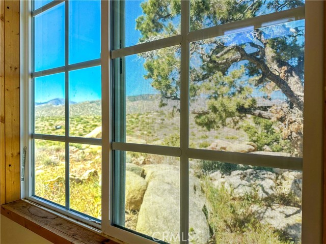 Detail Gallery Image 8 of 55 For 12345 Horseshoe Trl, Pioneertown,  CA 92268 - 0 Beds | 1 Baths