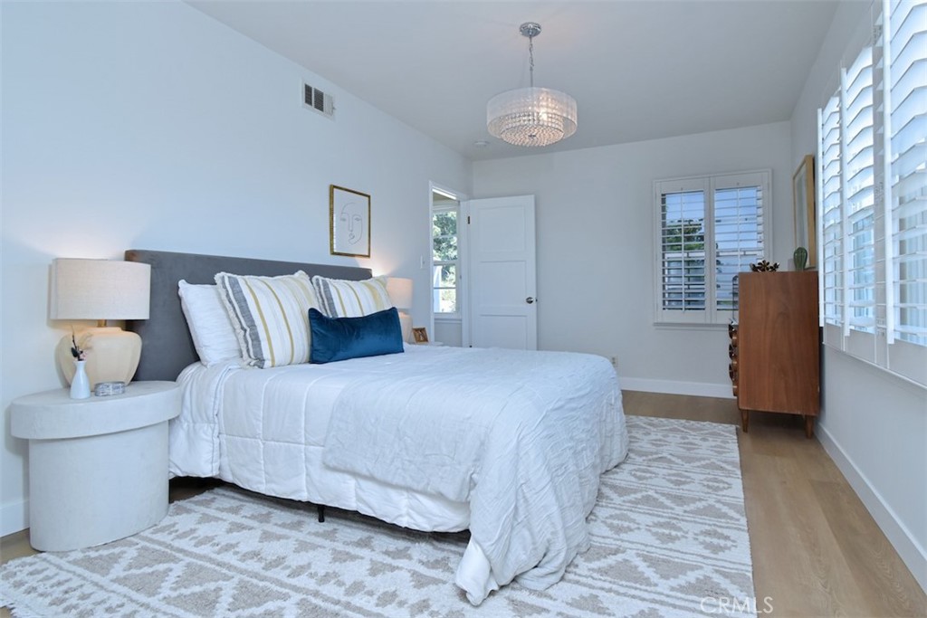 3753 Berry DriveStudio City img 27