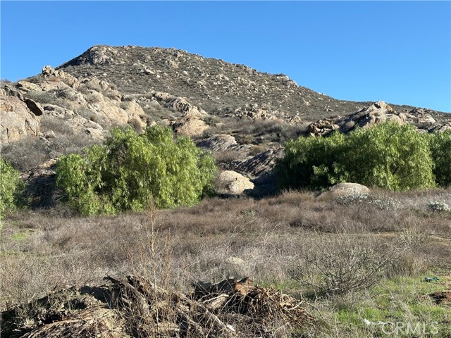 Detail Gallery Image 2 of 4 For 32302 Highway 74, Hemet,  CA 92545 - – Beds | – Baths