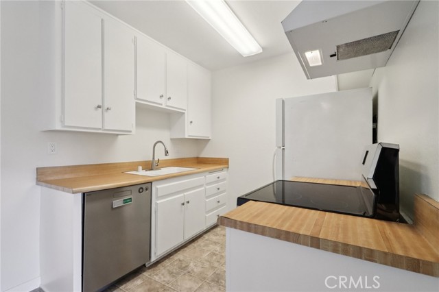 Detail Gallery Image 16 of 26 For 1010 W Macarthur Bld #24,  Santa Ana,  CA 92707 - 1 Beds | 1 Baths