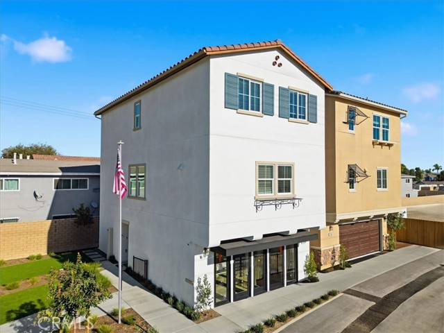 Front Image Thumbnail for CRIV26065699