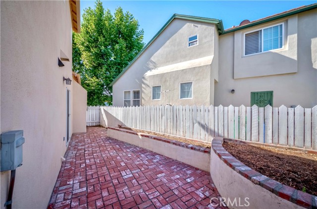 58 Paisley Place, Irvine CA: https://media.crmls.org/medias/4d1fb4b2-3ca9-453c-83f1-5799caa7d558.jpg