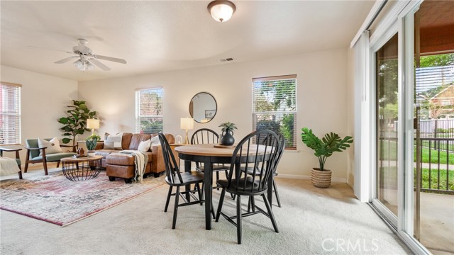 Detail Gallery Image 5 of 25 For 2099 Hartford Dr #21,  Chico,  CA 95928 - 3 Beds | 2 Baths