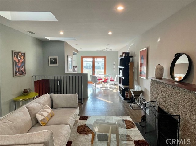 727 Manhattan Avenue, Hermosa Beach, CA, 90254 727 Manhattan Avenue, Hermosa Beach, CA, 90254