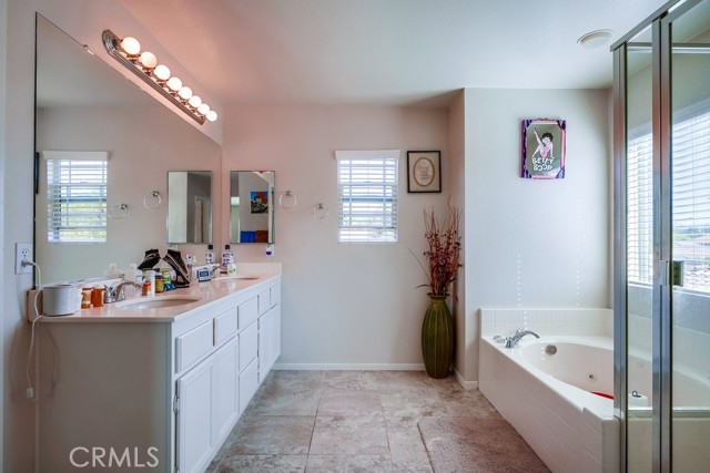 Detail Gallery Image 15 of 34 For 33221 Breighton Wood St, Menifee,  CA 92584 - 5 Beds | 2/1 Baths