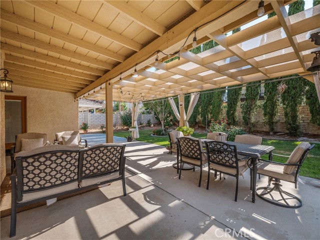 12596 Whispering Springs Road, Victorville CA: https://media.crmls.org/medias/4d20d11b-8a7a-4991-96db-4a6a4e7f22fc.jpg