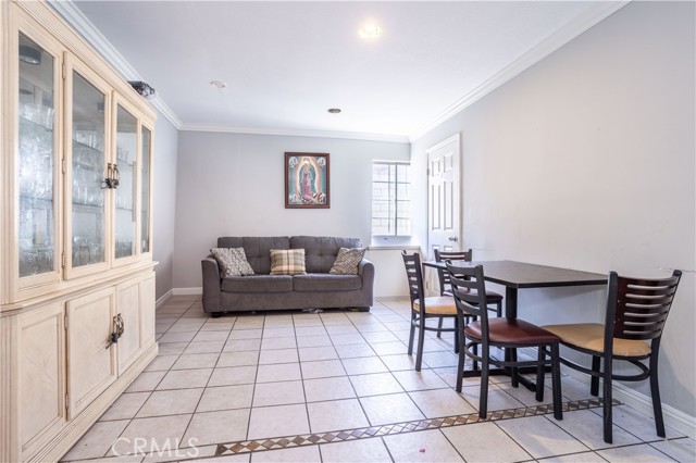 11044 Borden Avenue, Pacoima CA: https://media.crmls.org/medias/4d218624-915d-4d3d-814e-d5e69d6d26f5.jpg