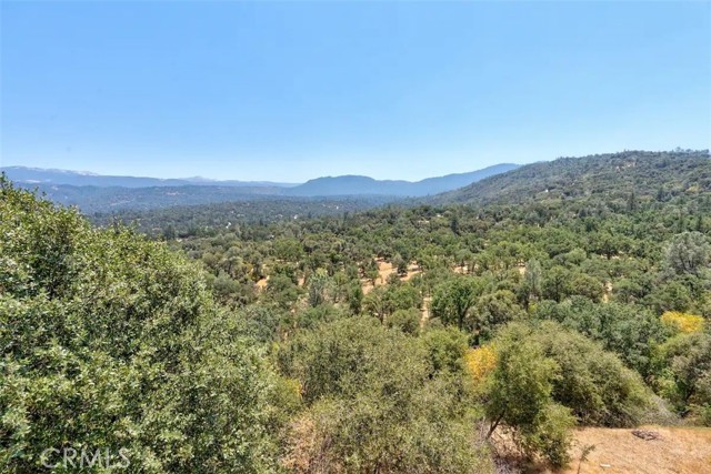 Detail Gallery Image 13 of 22 For 38797 Highway 41, Oakhurst,  CA 93644 - 3 Beds | 1/1 Baths