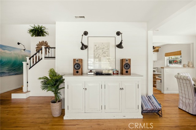 Detail Gallery Image 10 of 33 For 111 Esplanade, San Clemente,  CA 92672 - 5 Beds | 2 Baths