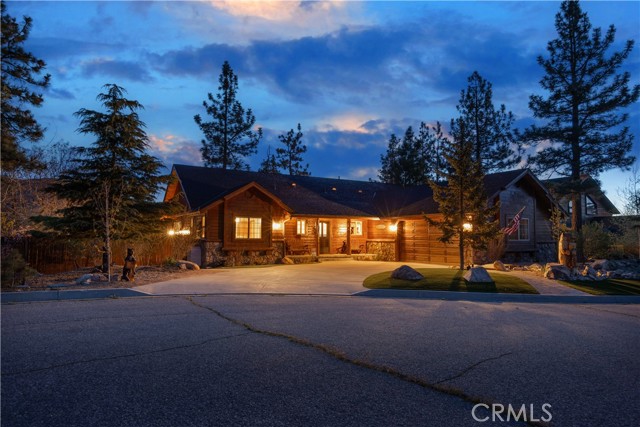 Detail Gallery Image 1 of 44 For 42690 Edgehill Pl, Big Bear Lake,  CA 92315 - 3 Beds | 2 Baths