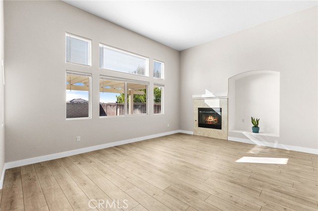 Detail Gallery Image 11 of 50 For 30465 Avenida Palmera, Homeland,  CA 92548 - 4 Beds | 3 Baths