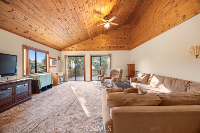 Detail Gallery Image 15 of 40 For 2513 Arbor Dr, –,  CA 93225 - 3 Beds | 3 Baths