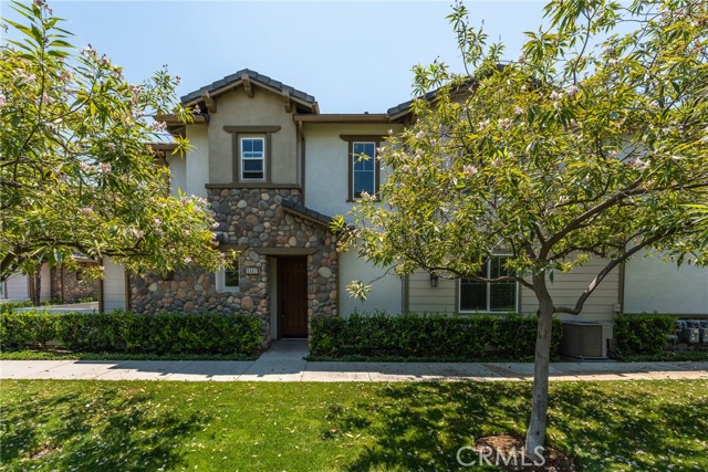Detail Gallery Image 2 of 50 For 5062 Ruth Way, Yorba Linda,  CA 92886 - 4 Beds | 3 Baths