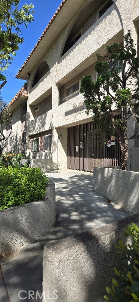 8650 Belford, Los Angeles CA: https://media.crmls.org/medias/4d24720e-8498-43a7-857a-f49a70ac94b8.jpg