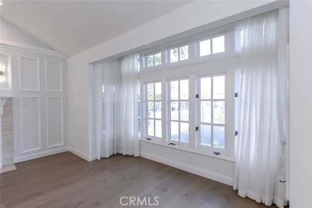 Detail Gallery Image 60 of 74 For 6037 Little Oak Ln, Woodland Hills,  CA 91367 - 5 Beds | 5 Baths