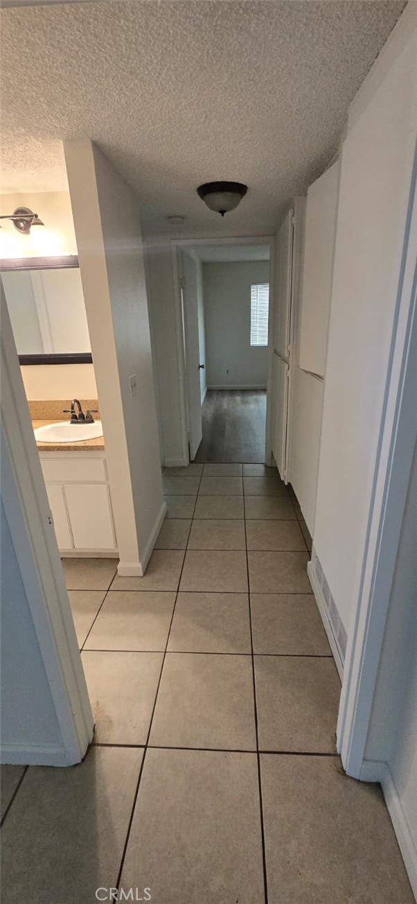 Detail Gallery Image 8 of 10 For 4146 Trevor Ln #B,  Hemet,  CA 92545 - 2 Beds | 2 Baths
