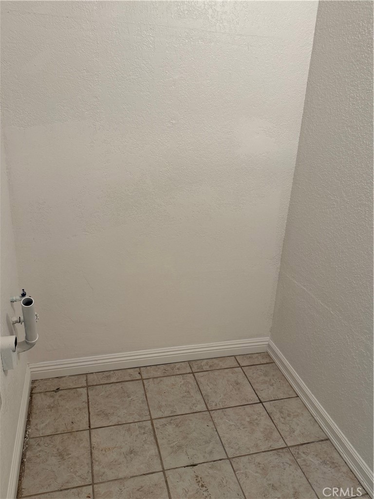 https://media.crmls.org/medias/4d25c459-341a-480a-85b6-62e267dbcaec.jpg?preset=X-Large