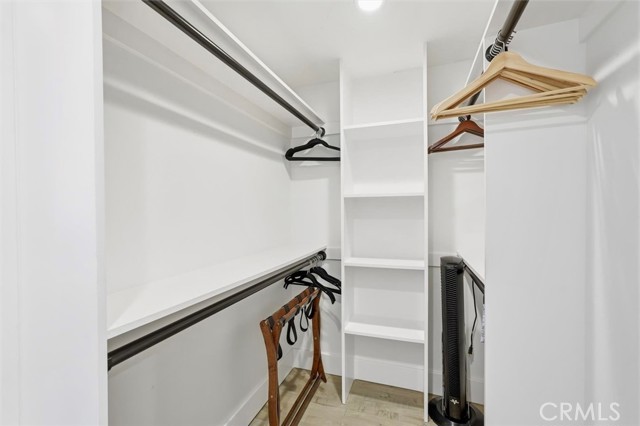 Walk in closet