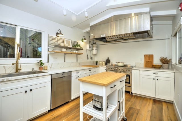 1700 Osos Street, San Luis Obispo CA: https://media.crmls.org/medias/4d26bba3-38bc-4055-8bd8-0386e91a3d89.jpg
