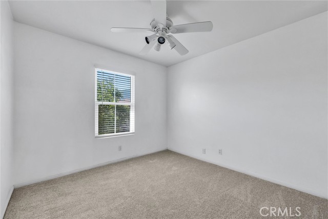 Image 17 of 30 For 323 Lydia  