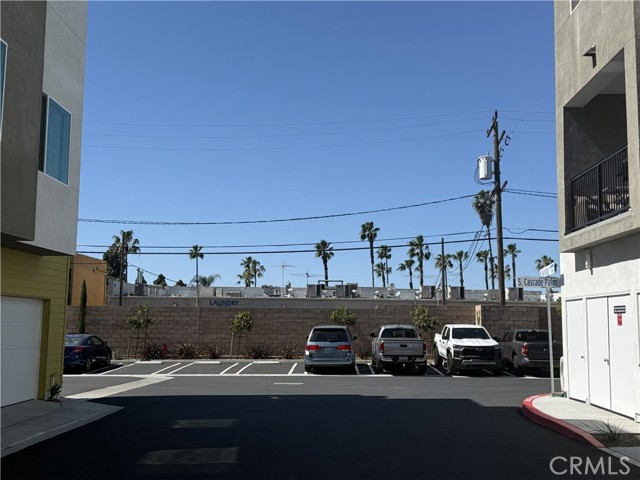 Detail Gallery Image 9 of 74 For 243 S Sand Palm Dr, Anaheim,  CA 92802 - 3 Beds | 3 Baths