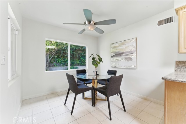 Detail Gallery Image 15 of 41 For 4482 Don Miguel Dr, Los Angeles,  CA 90008 - 2 Beds | 1/1 Baths
