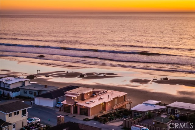 Detail Gallery Image 2 of 55 For 3352 Studio Dr, Cayucos,  CA 93430 - 3 Beds | 3 Baths