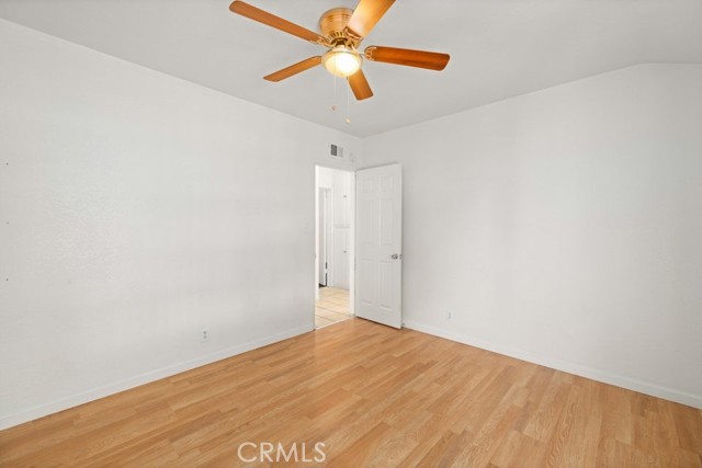 Detail Gallery Image 12 of 20 For 321 E Avenue J8, Lancaster,  CA 93535 - 4 Beds | 2 Baths