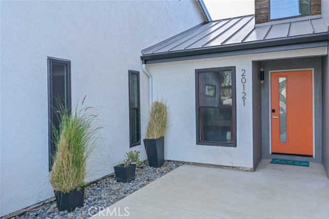 20121 Bushard Street, Huntington Beach CA: https://media.crmls.org/medias/4d290261-8e60-4e53-9c3b-89d6e66a5303.jpg