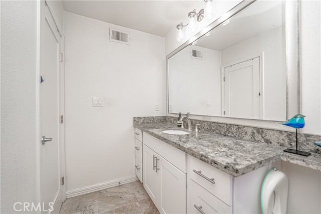 Detail Gallery Image 30 of 49 For 12671 Briarglen #I,  Stanton,  CA 90680 - 1 Beds | 1 Baths