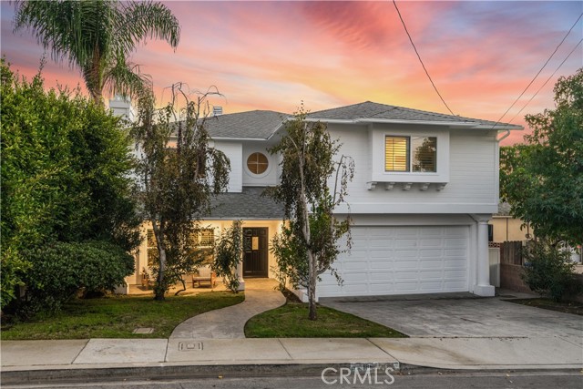 1806 5th Street, Manhattan Beach, California 90266, 6 Bedrooms Bedrooms, ,4 BathroomsBathrooms,Residential,Sold,5th,PV21248015