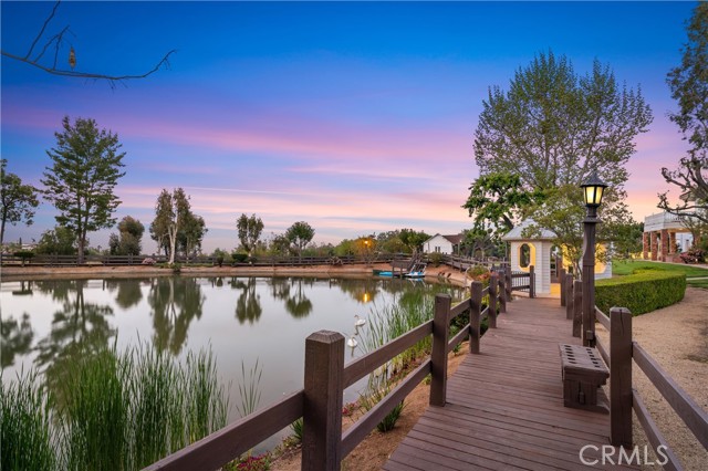 Detail Gallery Image 3 of 75 For 1331 Hidden Springs Dr, Corona,  CA 92881 - 7 Beds | 6/2 Baths