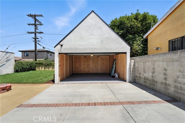 1543 W 79th Street, Los Angeles CA: https://media.crmls.org/medias/4d2bce63-5b6e-4ddc-9ad0-1c1637466e3a.jpg