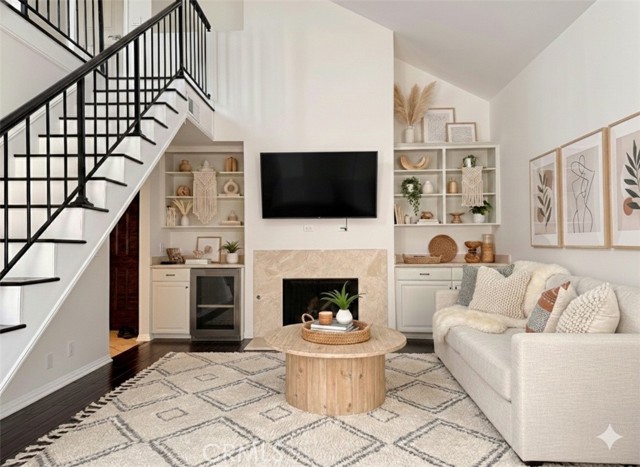 Front Image Thumbnail for CROC26037929