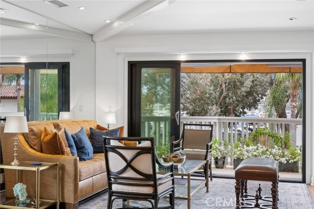 Detail Gallery Image 9 of 35 For 1030 Bayside Cove #702,  Newport Beach,  CA 92660 - 2 Beds | 2 Baths