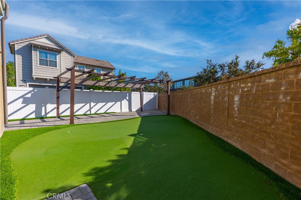 MLS #OC25269720 image #15