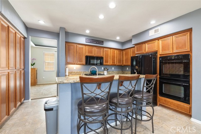 Detail Gallery Image 9 of 43 For 2117 Roanoke, San Jacinto,  CA 92582 - 6 Beds | 5 Baths