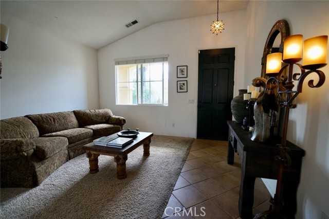 Detail Gallery Image 5 of 21 For 29043 Silver Star Dr, Menifee,  CA 92584 - 3 Beds | 2 Baths