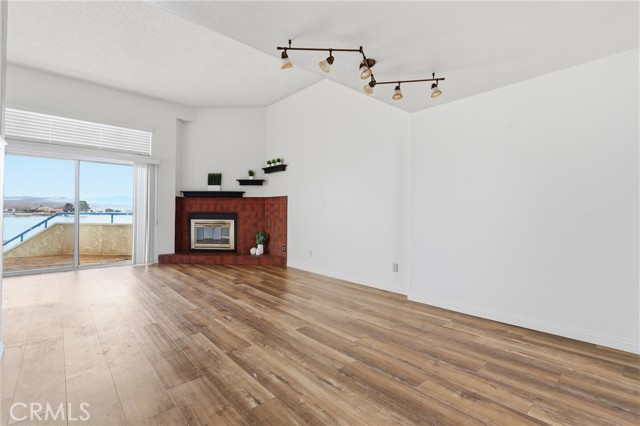 Detail Gallery Image 9 of 36 For 14530 Nautical Ln #2,  Helendale,  CA 92342 - 2 Beds | 2/1 Baths