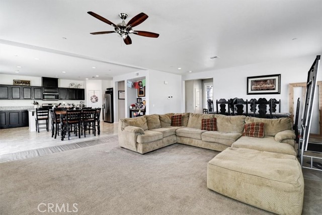 Detail Gallery Image 10 of 69 For 12685 Beryl Way, Jurupa Valley,  CA 92509 - 4 Beds | 3/1 Baths