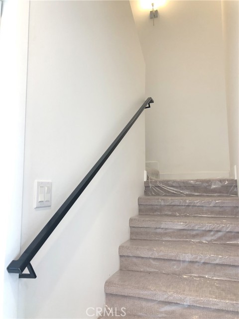 Detail Gallery Image 16 of 34 For 4201 Pennsylvania Ave, La Crescenta,  CA 91214 - 3 Beds | 2/1 Baths