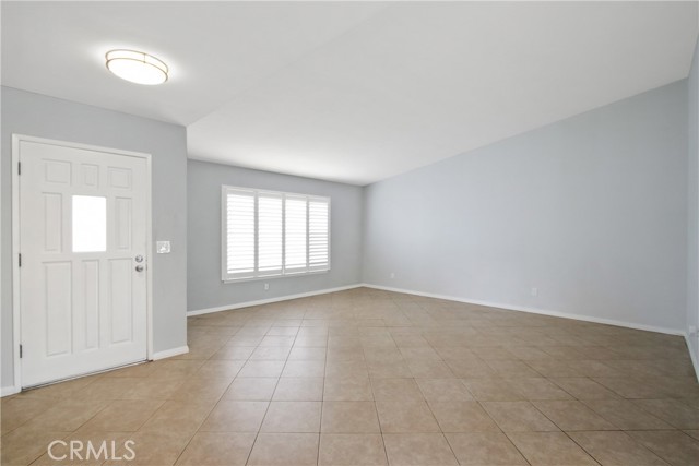 Detail Gallery Image 2 of 21 For 2839 S Walker, Ontario,  CA 91761 - 3 Beds | 2 Baths