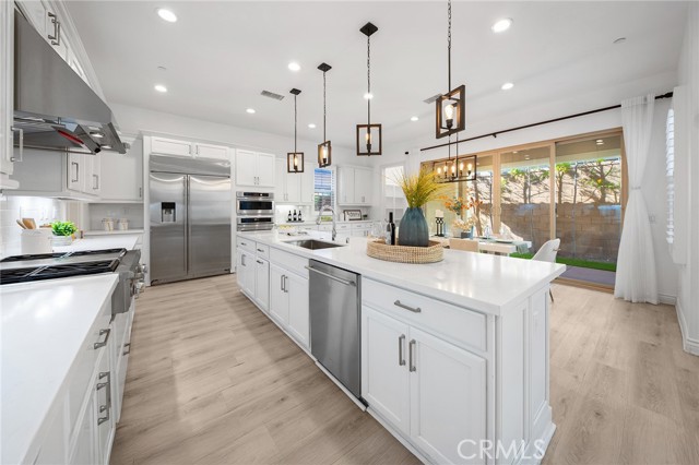 119 Cordial, Irvine CA: https://media.crmls.org/medias/4d314506-484c-4a2c-b114-c0a6b679ef88.jpg
