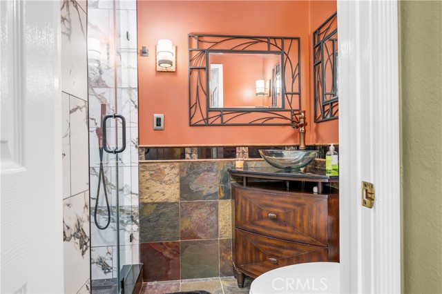 Detail Gallery Image 19 of 61 For 22482 Lake Forest Ln, Lake Forest,  CA 92630 - 4 Beds | 3 Baths