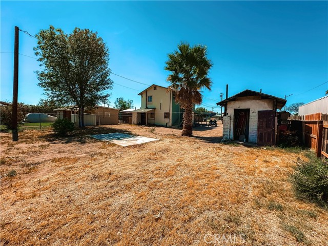 Detail Gallery Image 11 of 15 For 430 N 3rd St, Blythe,  CA 92225 - 5 Beds | 3 Baths