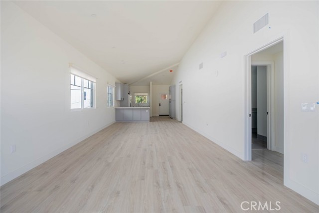 Detail Gallery Image 31 of 42 For 2608 Honolulu Ave #213,  Montrose,  CA 91020 - 2 Beds | 2 Baths