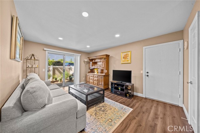 Detail Gallery Image 6 of 29 For 8990 19th St #297,  Rancho Cucamonga,  CA 91701 - 2 Beds | 2 Baths